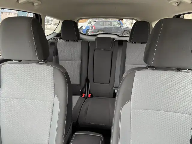 2017 Ford Escape - Photo 16