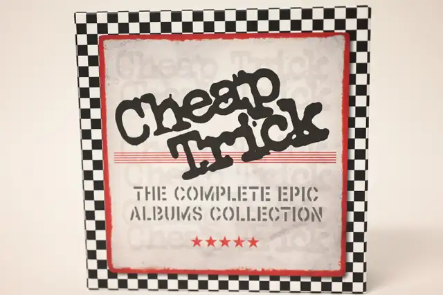 CD Cheap Trick The Complete Epic Albums Collection like new