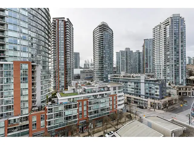 PRIVATE FURNISHED ROOMS – DOWNTOWN VANCOUVER - Photo 7