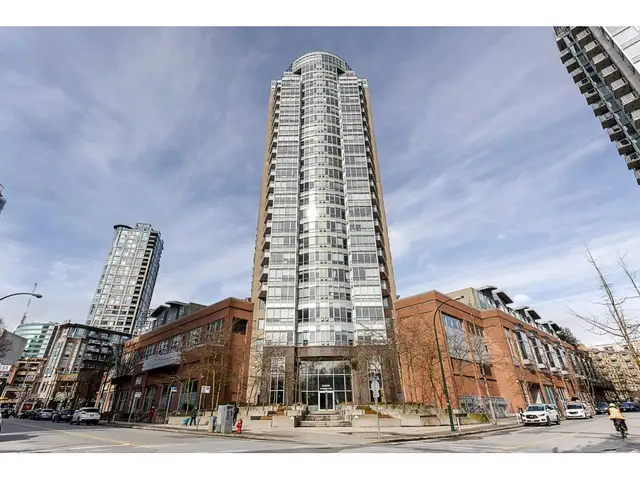 PRIVATE FURNISHED ROOMS – DOWNTOWN VANCOUVER - Photo 8