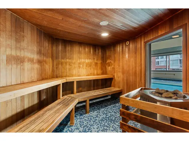 PRIVATE FURNISHED ROOMS – DOWNTOWN VANCOUVER - Photo 11