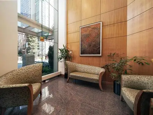 ROOMS AVAILABLE – DOWNTOWN VANCOUVER HIGH-RISE - Photo 2