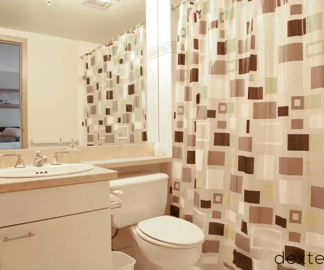 ROOMS AVAILABLE – DOWNTOWN VANCOUVER HIGH-RISE - Photo 3