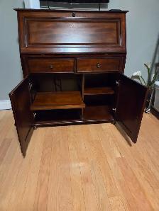 COMPUTER OFFICE DESK - Photo 2