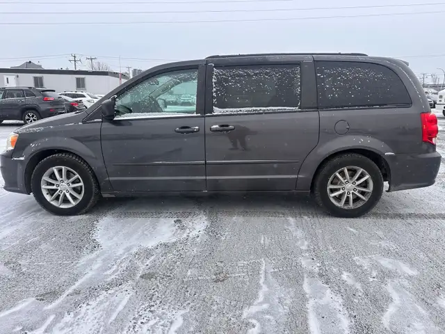 2016 DODGE GRAND CARAVAN SXT - Photo 2