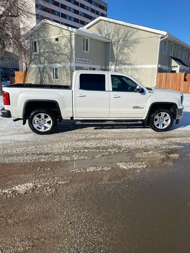 2018 GMC Sierra SLE Kodiak