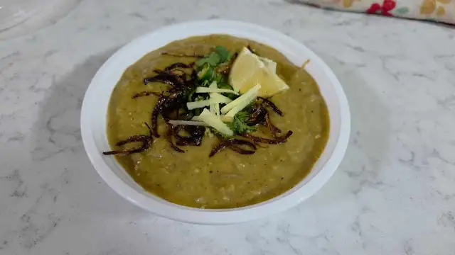 Reshedar Beef Haleem - Photo 2