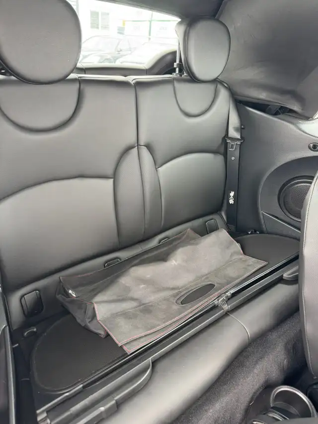 2011 MINI Cooper Convertible : No Reported Accidents, One Owner, - Photo 8