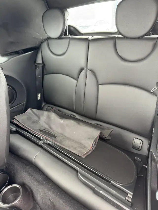 2011 MINI Cooper Convertible : No Reported Accidents, One Owner, - Photo 9