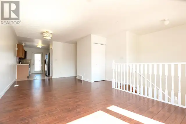 Upper Level House For Rent In South Windsor - Photo 2