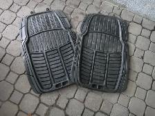 2 tapis auto noir avant