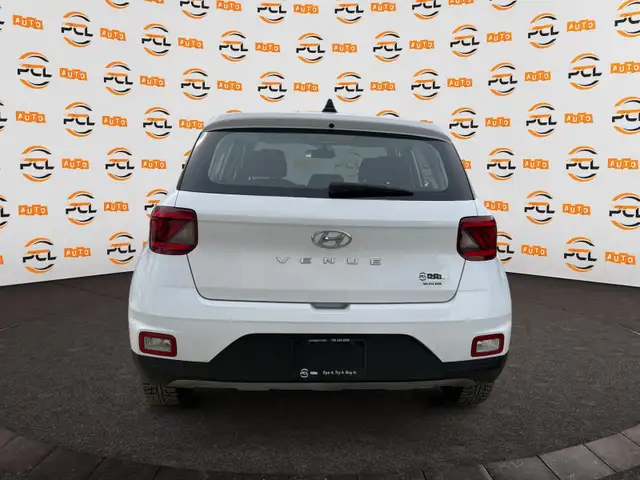 2021 Hyundai Venue Low Km H.seat B.cam Bluetooth 1yr warranty - Photo 6