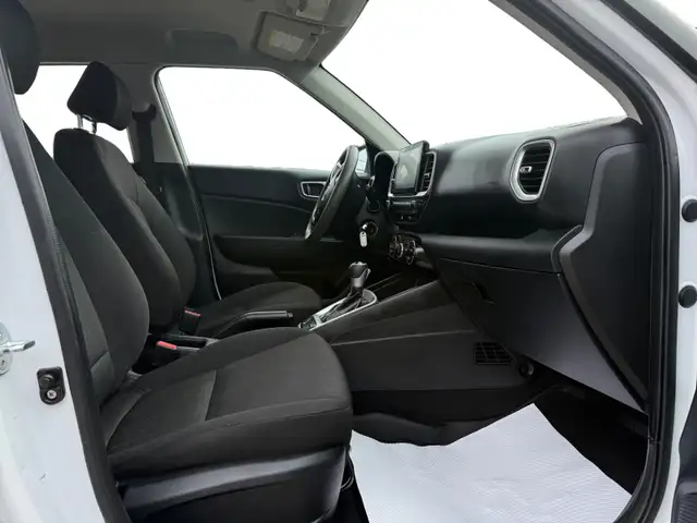 2021 Hyundai Venue Low Km H.seat B.cam Bluetooth 1yr warranty - Photo 13