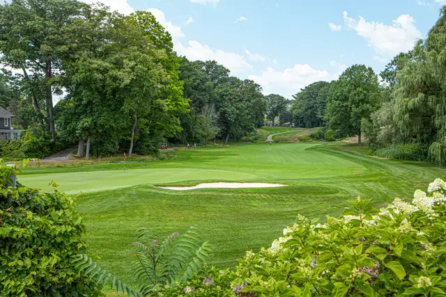 Premium, Waterfront 1-Bedroom   Den for Rent in Burlington! - Photo 18