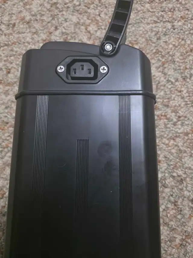 looking for a Ebike battery