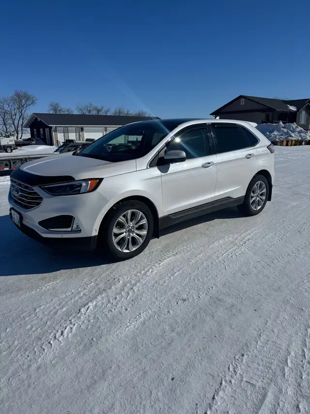 2019 Ford Edge Titanium