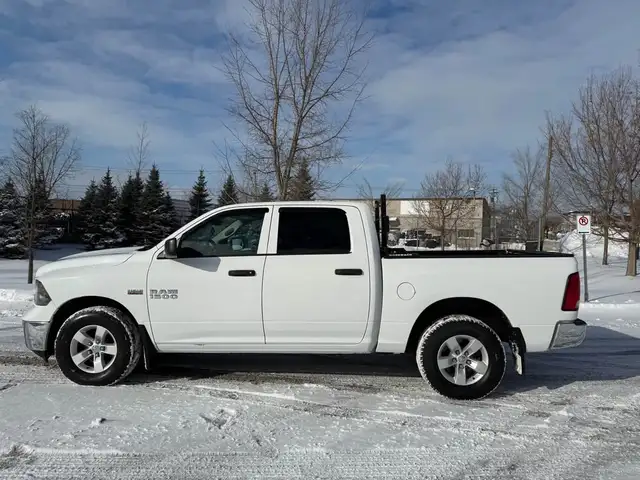 2016 Dodge Ram 1500 2016 DODGE RAM 1500 , 4X4 , COMME NEUF  ,  A - Photo 12