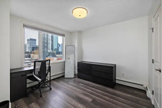 2 BedCondo in THE LEGACY FURNISHED Rogers Place View - Photo 14