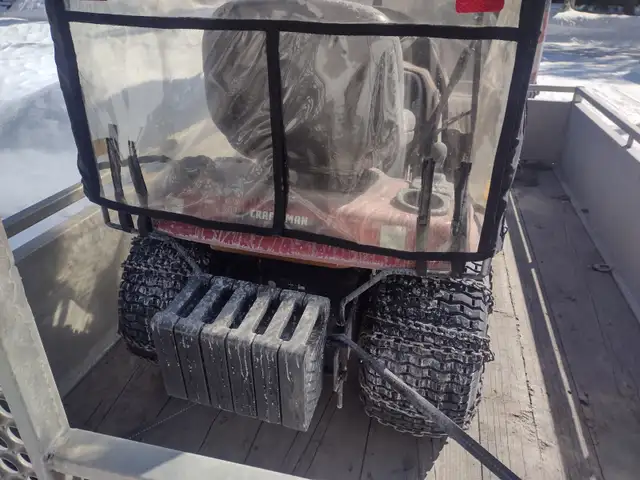 Tracteur a gazon CRAFTSMAN équiper pour servir 4 saisons - Photo 2