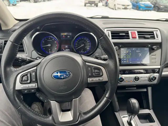 2016 Subaru Legacy 2.5i Limited AWD : Low Mileage - Photo 11