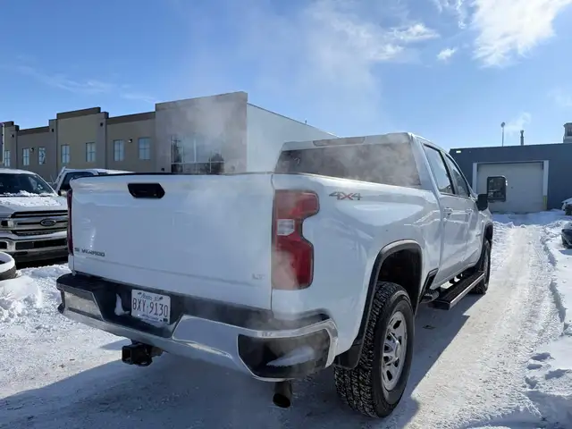 2022 Chevrolet Silverado 3500HD LT 172 - Photo 7