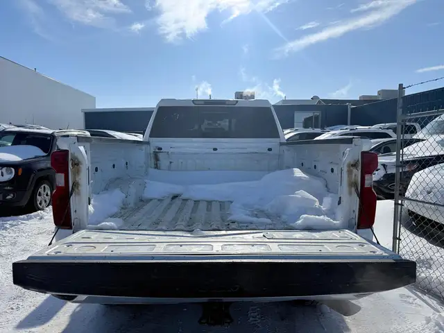 2022 Chevrolet Silverado 3500HD LT 172 - Photo 8