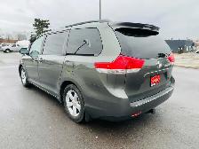 2011 Toyota Sienna LE 4dr Front-wheel Drive Passenger Van Automa - Photo 5