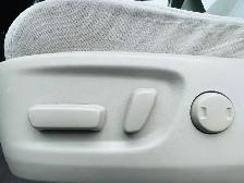 2011 Toyota Sienna LE 4dr Front-wheel Drive Passenger Van Automa - Photo 17