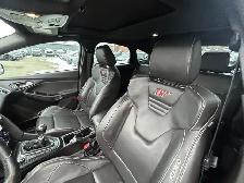 2017 Ford Focus ST 6-SPD/NAVIGATION/BACK UP CAMERA/SUNROOF/FINAN - Photo 38