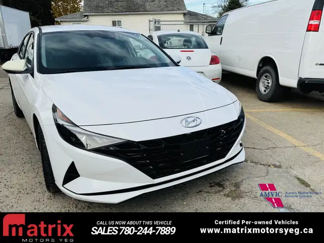 2022 Hyundai Elantra SEL - Photo 8