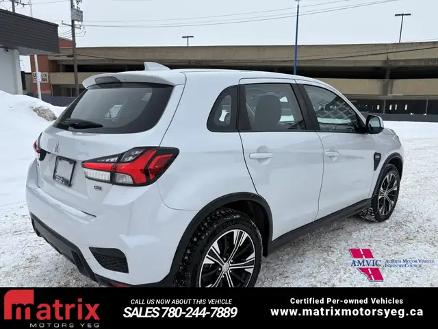 2022 Mitsubishi RVR ES - Photo 8