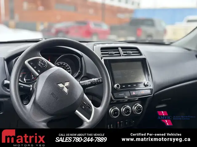 2022 Mitsubishi RVR ES - Photo 11