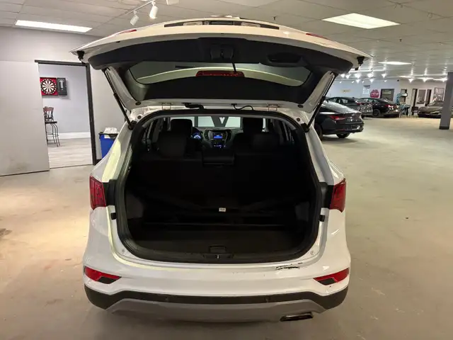 2018 Hyundai Santa Fe Sport 2.4L Premium AWD - Photo 4