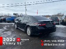 2022 Toyota Camry SE - Photo 4