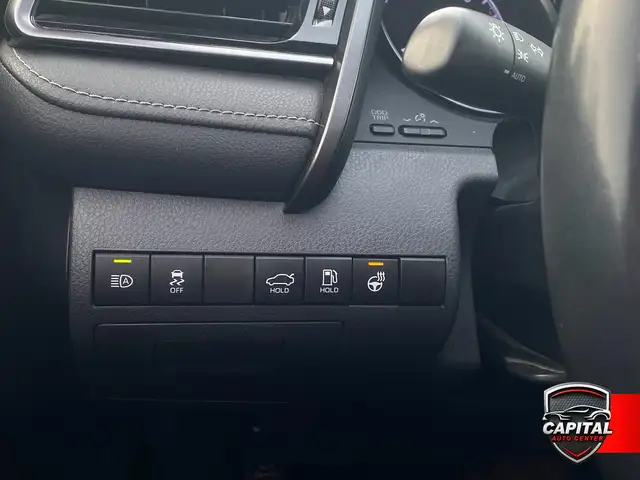 2022 Toyota Camry SE - Photo 14