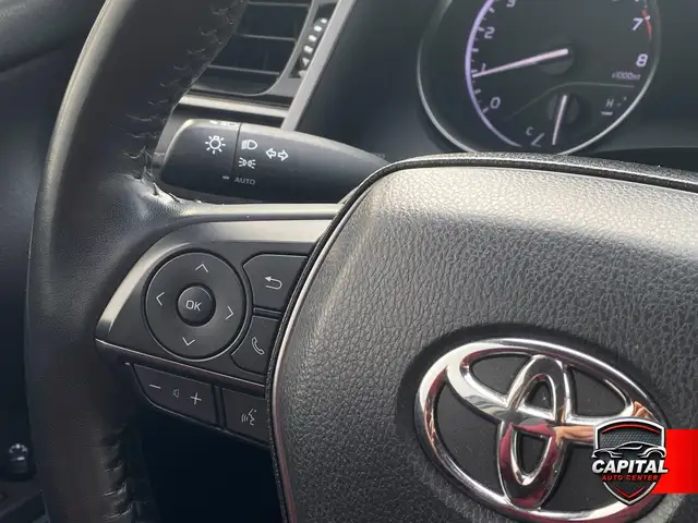 2022 Toyota Camry SE - Photo 16
