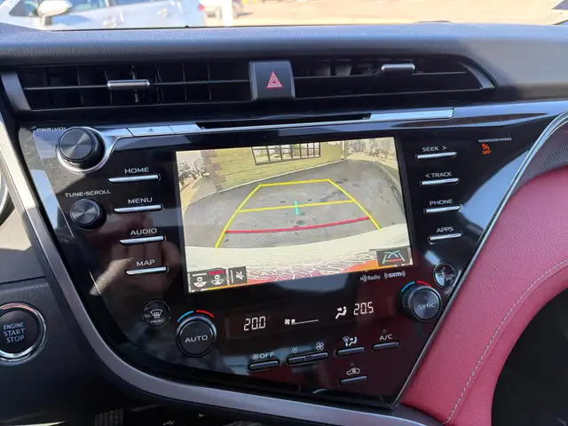 2020 Toyota Camry XSE Panoramic Sunroof! Backup Camera! Htd.... - Photo 16
