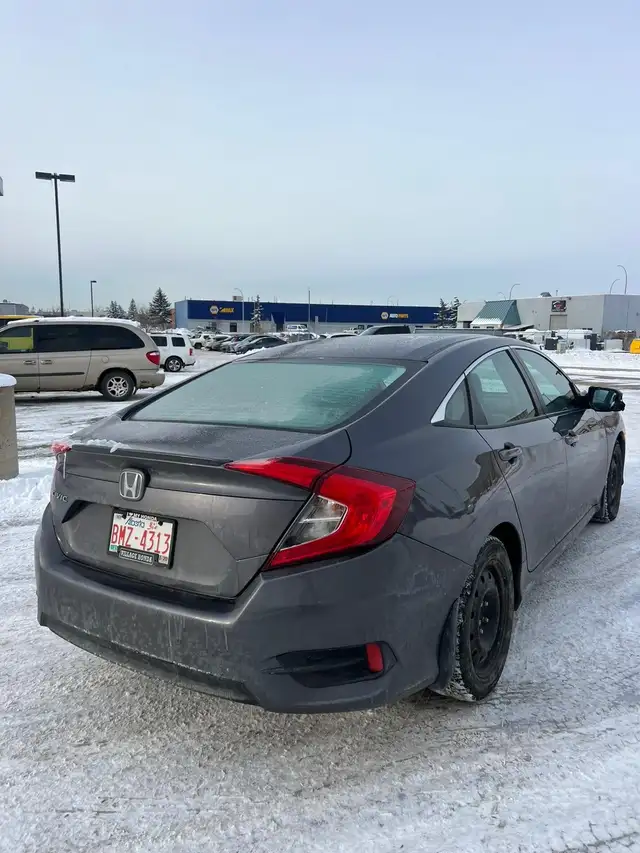 2016 Honda Civic 4dr CVT EX-T - Photo 4