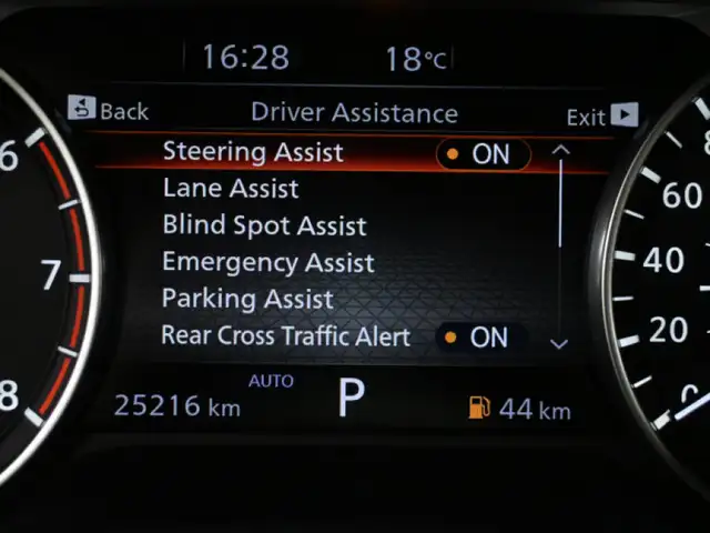 2023 Nissan Rogue SV Midnight Edition Leather 360CAM Panoramic R - Photo 14