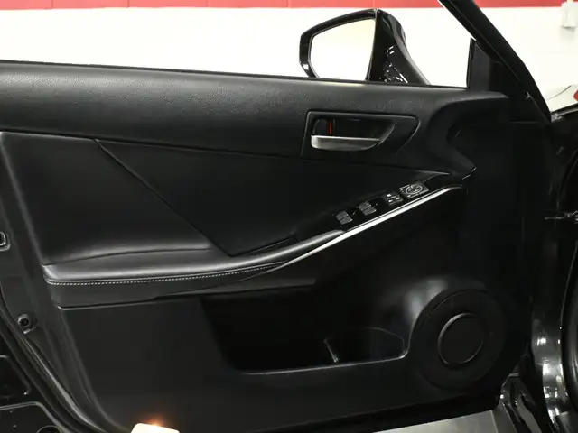 2024 Lexus IS 300 No Accident Vented Seats Sunroof Blind Spot - Photo 11