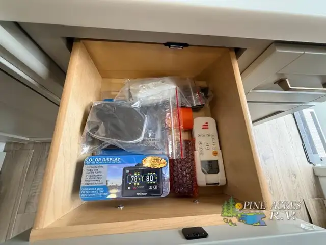 2026 Brinkley Model Z 3100 - Photo 15