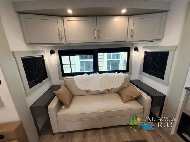 2026 Brinkley Model Z 3100 - Photo 25