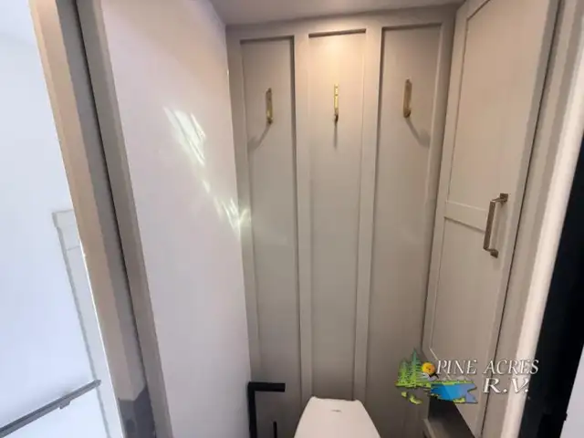 2026 Brinkley Model Z 3100 - Photo 44