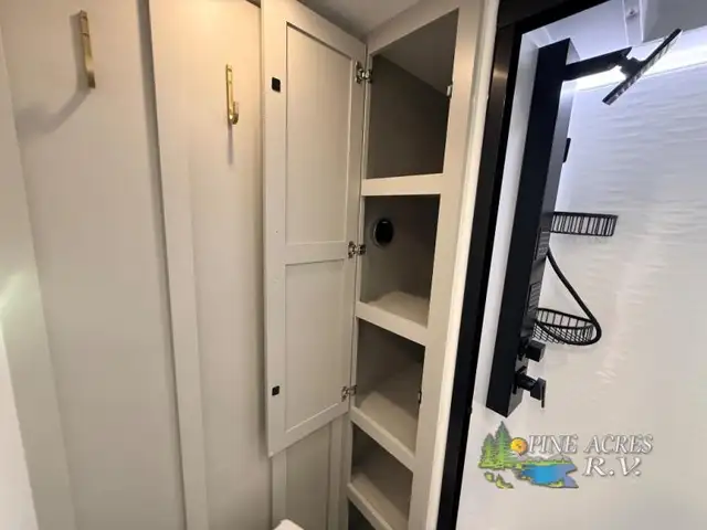 2026 Brinkley Model Z 3100 - Photo 45