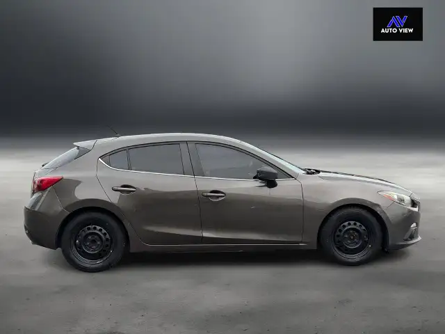 2014 Mazda MAZDA3 GS-SKYGREAT FUEL ECONOMY - Photo 4