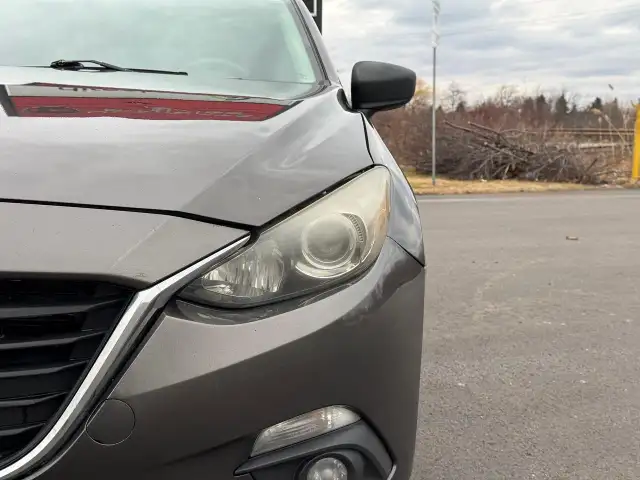 2014 Mazda MAZDA3 GS-SKYGREAT FUEL ECONOMY - Photo 10