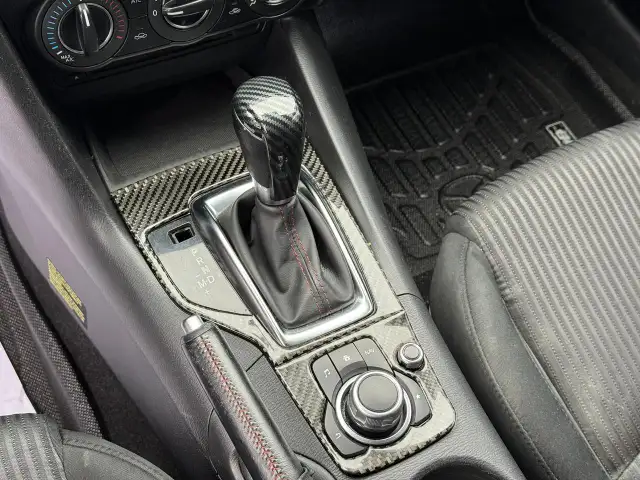 2014 Mazda MAZDA3 GS-SKYGREAT FUEL ECONOMY - Photo 22