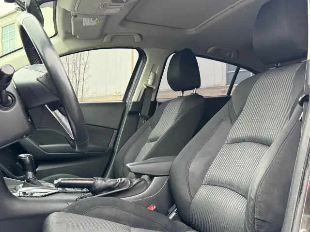 2014 Mazda MAZDA3 GS-SKYGREAT FUEL ECONOMY - Photo 26