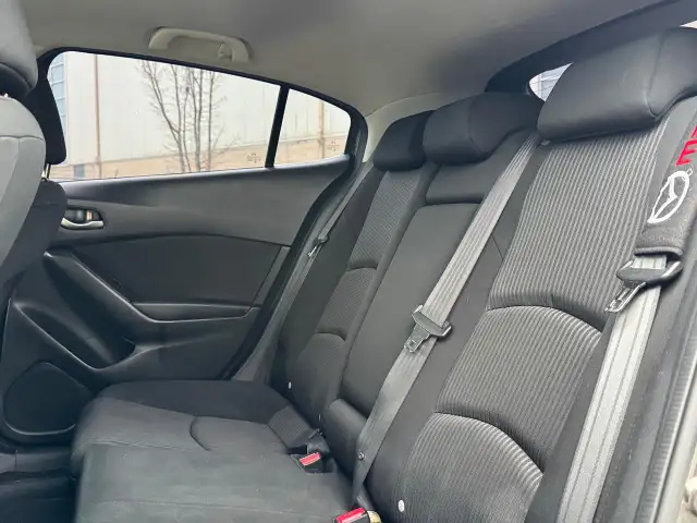 2014 Mazda MAZDA3 GS-SKYGREAT FUEL ECONOMY - Photo 28