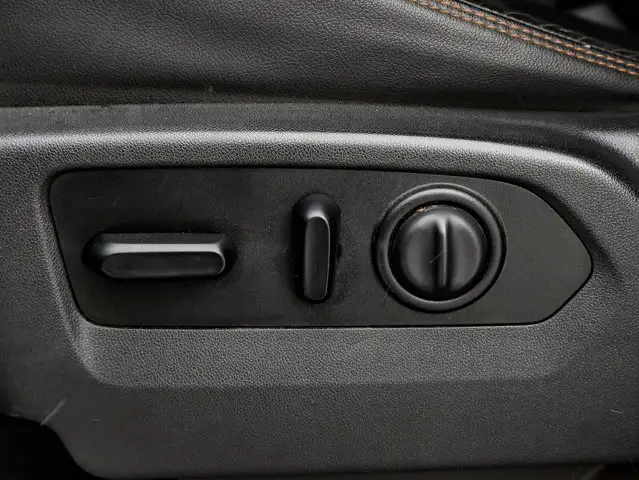 2019 GMC Sierra 1500 AT4 5.3L - Photo 21